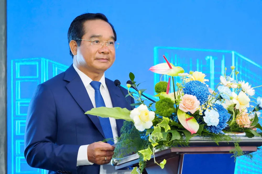 Ông Nguyễn Văn Được, Chủ tịch UBND TPHCM phát biểu tại buổi lễ. Ảnh: HOÀNG HÙNG z7065238600576_9cd2e9eb2073be34ef29c25e4eadee87.jpg