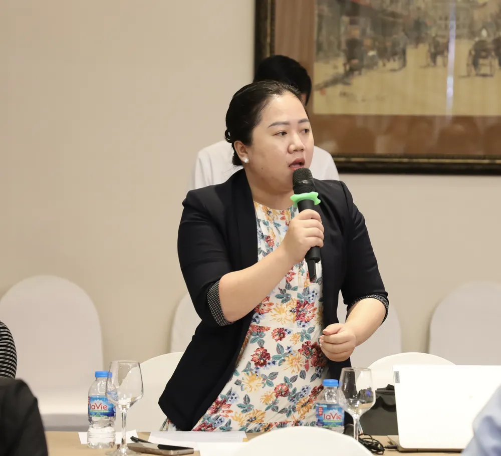 Đại diện doanh nghiệp chia sẻ thắc mắc về chính sách hỗ trợ của TPHCM cho chuyển đổi công nghệ sản xuất Ảnh màn hình 2025-10-10 lúc 09.45.37.png