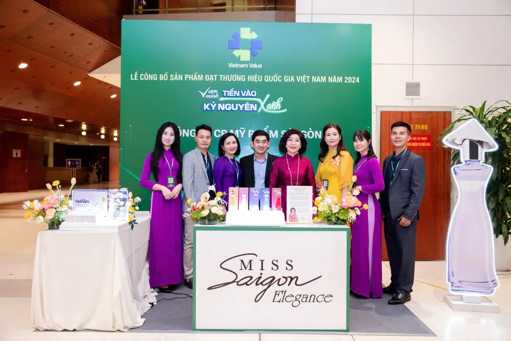 Nhiều sản phẩm của Công ty SCC không chỉ phủ rộng thị trường nội địa mà còn hiện diện ngày càng dày đặc thị trường toàn cầu z7110339763166_28876f17ff2fbd90349b60c6ef425f7d.jpg