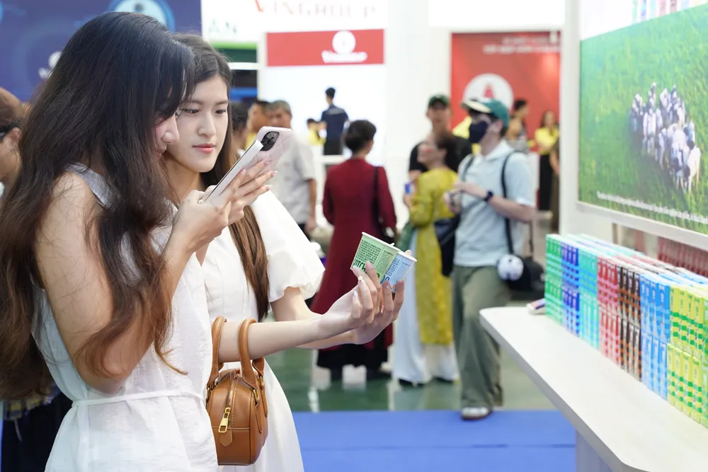 Đổi mới cách tiếp cận với Gen Z là cách Vinamilk duy trì sức hút trong bối cảnh chuyển đổi giữa các thế hệ người tiêu dùng. Ảnh: MINH ANH HÌNH 4B.JPG