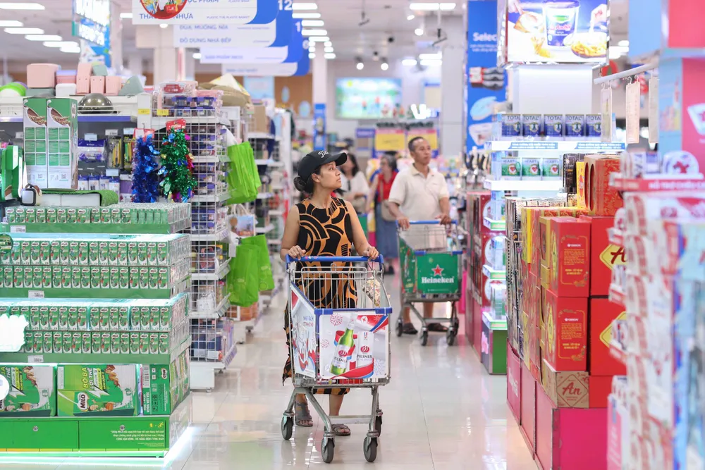 Hơn 2.600 sản phẩm thiết yếu và hàng Tết được Saigon Co.op áp dụng giảm giá sâu, góp phần kích cầu mua sắm cuối năm_.jpg