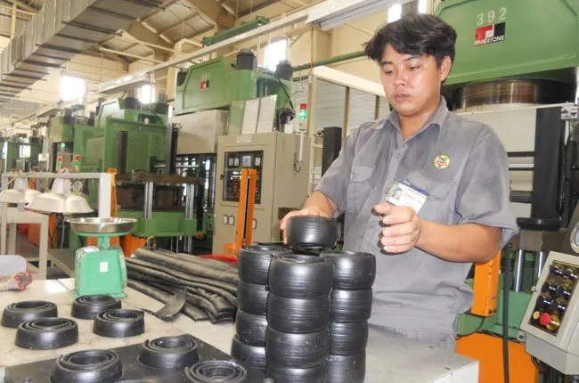 Tốc độ tăng trưởng GDP của kinh tế tư nhân có xu hướng giảm trong những năm gần đây, giai đoạn 2003-2010 là 11,93%/năm; giai đoạn 2011-2015 là 7,54%/năm.