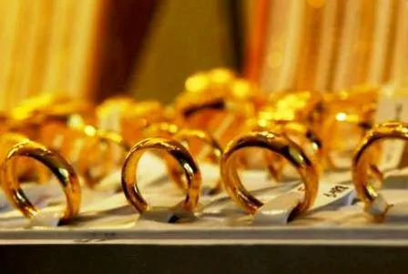 Giá vàng ngày 25/7 quay đầu giảm nhẹ