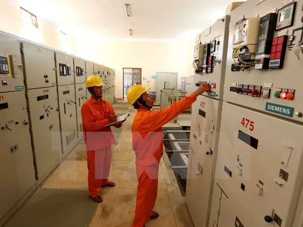 Triển khai nhiều dự án nguồn và lưới cấp điện cho miền Nam