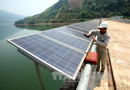 Phát triển điện mặt trời quy mô nhỏ tiềm ẩn nhiều nguy cơ