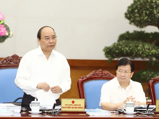 Thủ tướng Nguyễn Xuân Phúc chủ trì phiên họp chuyên đề của Chính phủ về xây dựng pháp luật