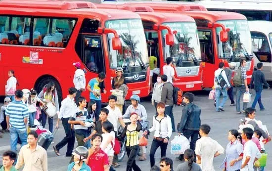 Nhu cầu đi lại trong dịp lễ 2-9 tại Bến xe miền Đông tăng cao. Ảnh: PHẠM CAO MINH