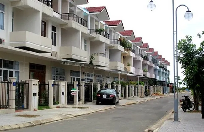 Đánh thuế đất nhưng không nên đánh thuế nhà
