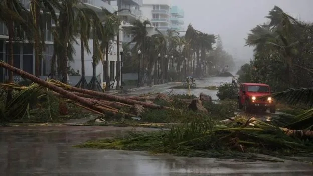 Bão Irma trút cơn thịnh nộ xuống Florida ảnh 2 Bão Irma trút cơn thịnh nộ xuống Florida ảnh 2