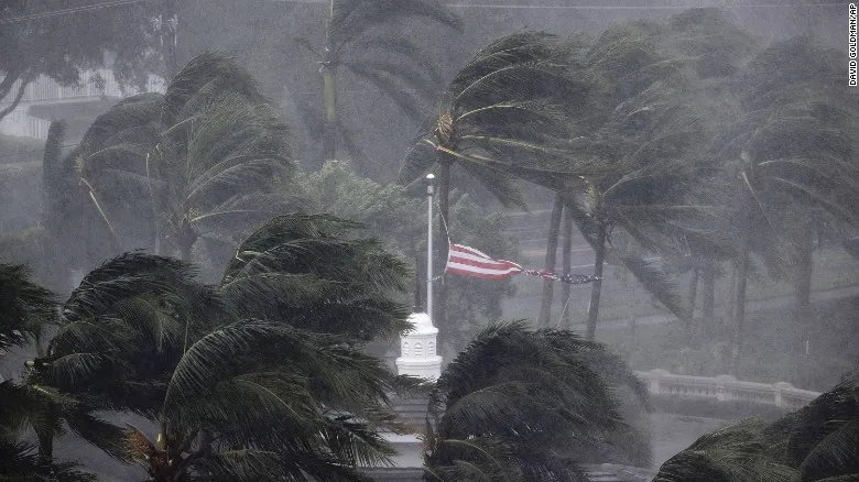 Bão Irma trút cơn thịnh nộ xuống Florida ảnh 3 Bão Irma trút cơn thịnh nộ xuống Florida ảnh 3