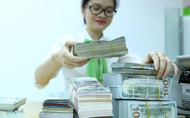 Giá USD tại ngân hàng không biến động