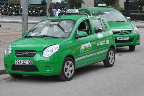 Tổ chức 6 điểm đón taxi có thu phí