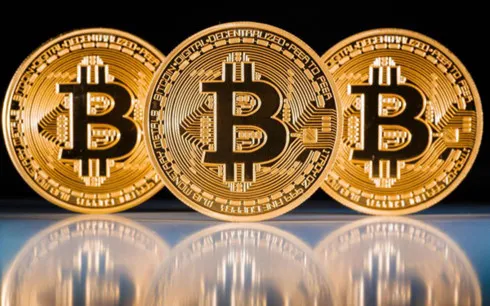 Các 'ông trùm' tài chính Phố Wall nói gì về tiền ảo Bitcoin?