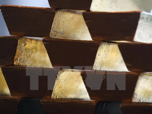 Giá vàng thế giới chạm mức cao nhất trong hơn 2 tuần qua