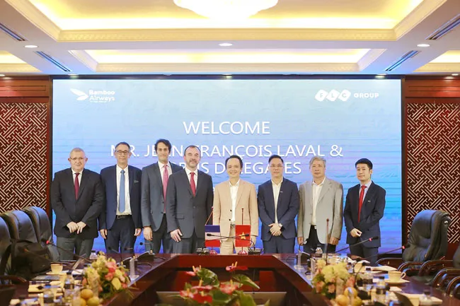 FLC và Airbus đã đạt thỏa thuận về việc hợp tác mua 24 máy bay A321NEO trị giá 3 tỷ USD phục vụ hoạt động của Bamboo Airways.