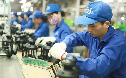 Thay đổi cách tính lương trong doanh nghiệp: Cần lộ trình để tránh sốc