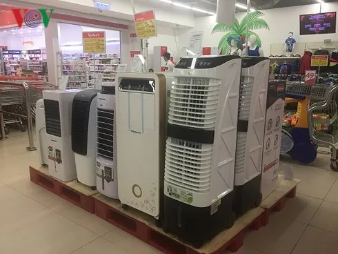 Các sản phẩm quạt điều hòa được nhiều người lựa chọn trong hè này