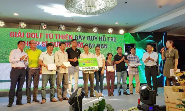 340 triệu đồng trao gia đình “hiệp sĩ” từ Giải golf từ thiện