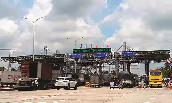 Trạm thu phí Cai Lậy đã đổi tên thành trạm thu giá. Ảnh: PHAN THANH