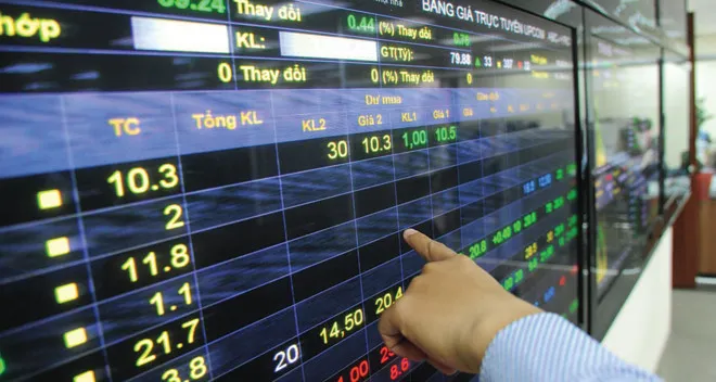 Techcombank rớt phiên chào sàn, VN Index tái lập mốc 1.000 điểm