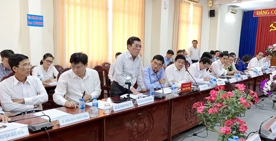 Đại diện chủ đầu tư dự án phát biểu tại buổi họp báo. Ảnh: KIẾN VĂN