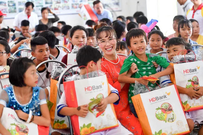 Cùng Vietjet Air “Bay lên những ước mơ” ảnh 18