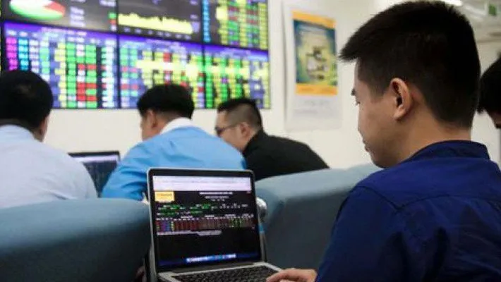 Thị trường chứng khoán: Nắng hạn gặp mưa rào
