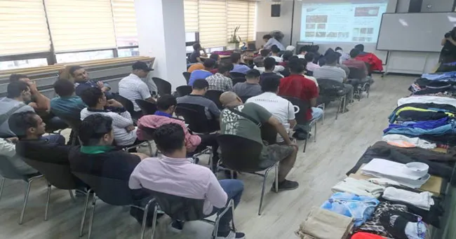 Người tị nạn từ Yemen đang chờ tham vấn tại một trung tâm nhập cư ở Jeju, Hàn Quốc. Ảnh: YONHAP/AFP/Getty Images