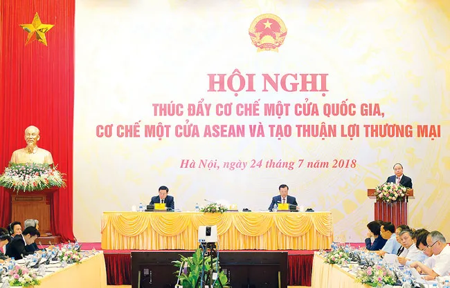 Kiên quyết không ôm giữ những điều kiện không cần thiết