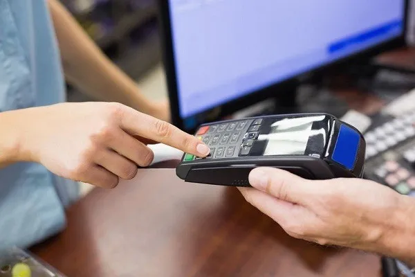 Tăng cường thanh, kiểm tra ngăn chặn chuyển tiền qua POS trái phép