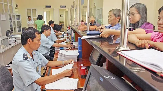 Doanh nghiệp mong mỏi các bộ cắt bỏ các giấy phép con