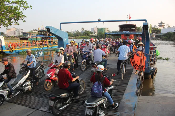 Xây cầu tạm nối quận 12 với Gò Vấp
