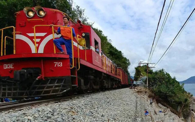 Đường sắt cao tốc Bắc - Nam: Phương án nào?