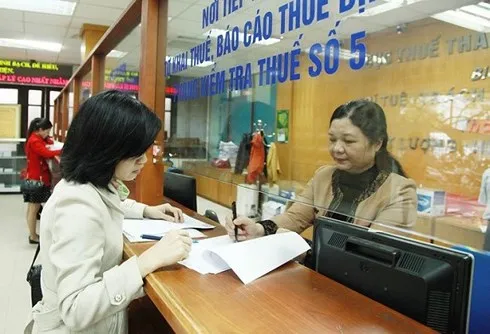 Yêu cầu ngân hàng cung cấp thông tin người nộp thuế: Tránh lạm quyền