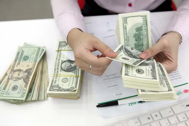 Tỷ giá ngoại tệ 16/10: Các ngân hàng đồng loạt giảm giá USD