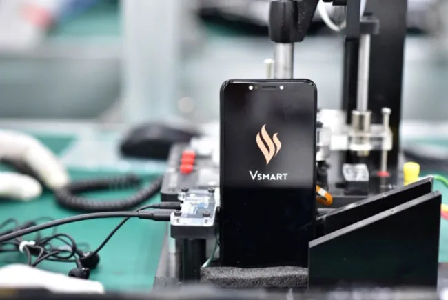 Vingroup ra mắt điện thoại thông minh Vsmart ảnh 4 Vingroup ra mắt điện thoại thông minh Vsmart ảnh 4