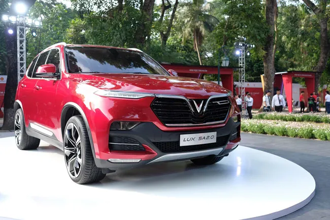 Vinfast công bố lộ trình áp dụng giá “3 không” ô tô - xe máy điện
