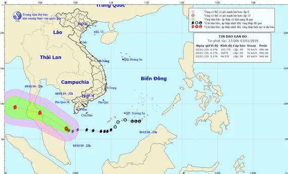 Vị trí và đường đi của bão số 1 lúc 23h ngày 3-1. Ảnh: TTDBKTTVTƯ