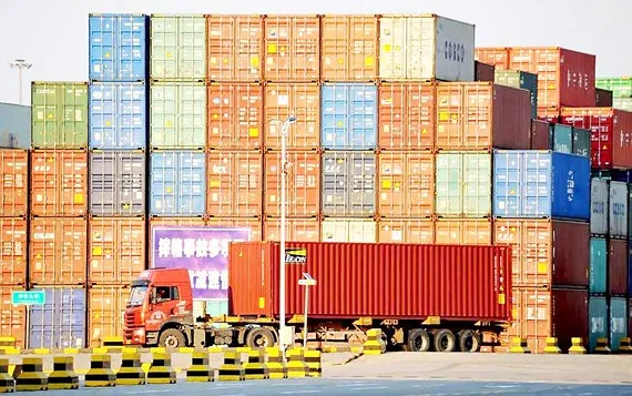 Nếu cuộc chiến thương mại không được giải quyết, Mỹ sẽ tăng thuế lên mức 25% đối với lượng hàng hóa trị giá 200 tỷ USD của Trung Quốc