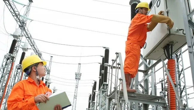 Không được tăng giá dịch vụ công dồn dập