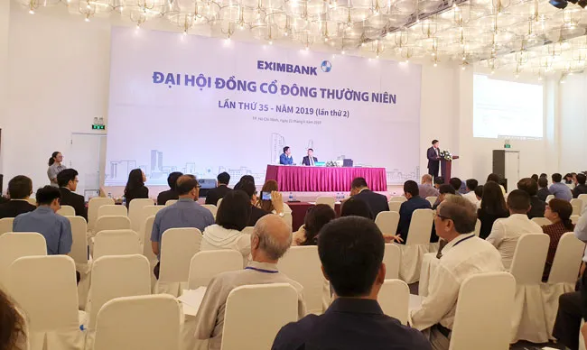 Quang cảnh ĐHĐCĐ thường niên sau 2 của Eximbank.