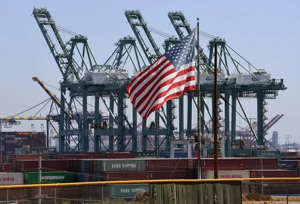 Hàng hóa Trung Quốc tại Los Angeles, Mỹ (Ảnh: AFP/TTXVN)