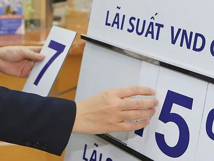 NHNN nhắc nhở tình trạng tăng nóng lãi suất huy động