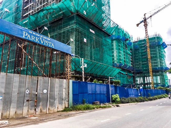 Dự án Park Vista phải bàn giao nhà chậm nhất vào quý I-2019 nhưng hiện nay mới xây tới tầng 12.