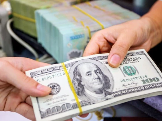 Hạn chế cho vay cầm cố sổ tiết kiệm