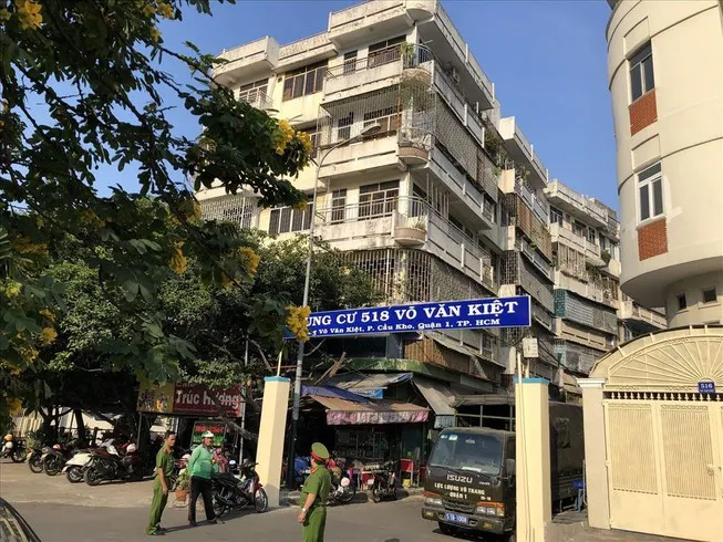 TPHCM phá dỡ khẩn cấp Lô E chung cư 518 Võ Văn Kiệt