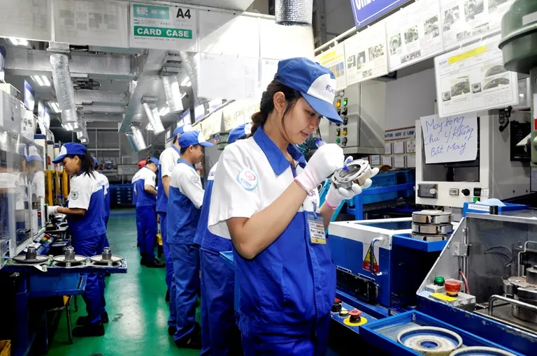 Sớm công khai thời gian trả lương, thưởng đến công nhân