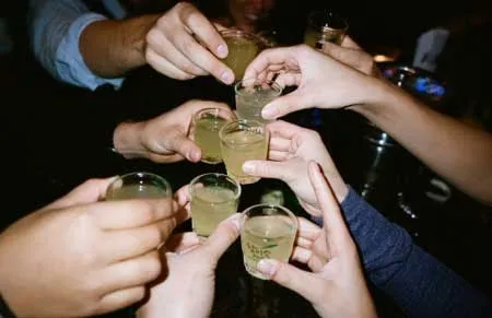 Khi sinh viên mê nhậu