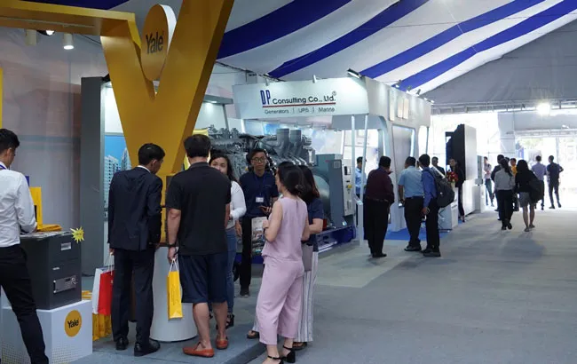 Hàng ngàn nhà đầu tư tham dự triển lãm BĐS– Novaland Expo ảnh 6 Hàng ngàn nhà đầu tư tham dự triển lãm BĐS– Novaland Expo ảnh 6