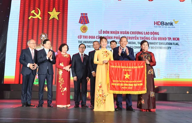 HDBank đón nhân Huân chương lao động ảnh 1 HDBank đón nhân Huân chương lao động ảnh 1